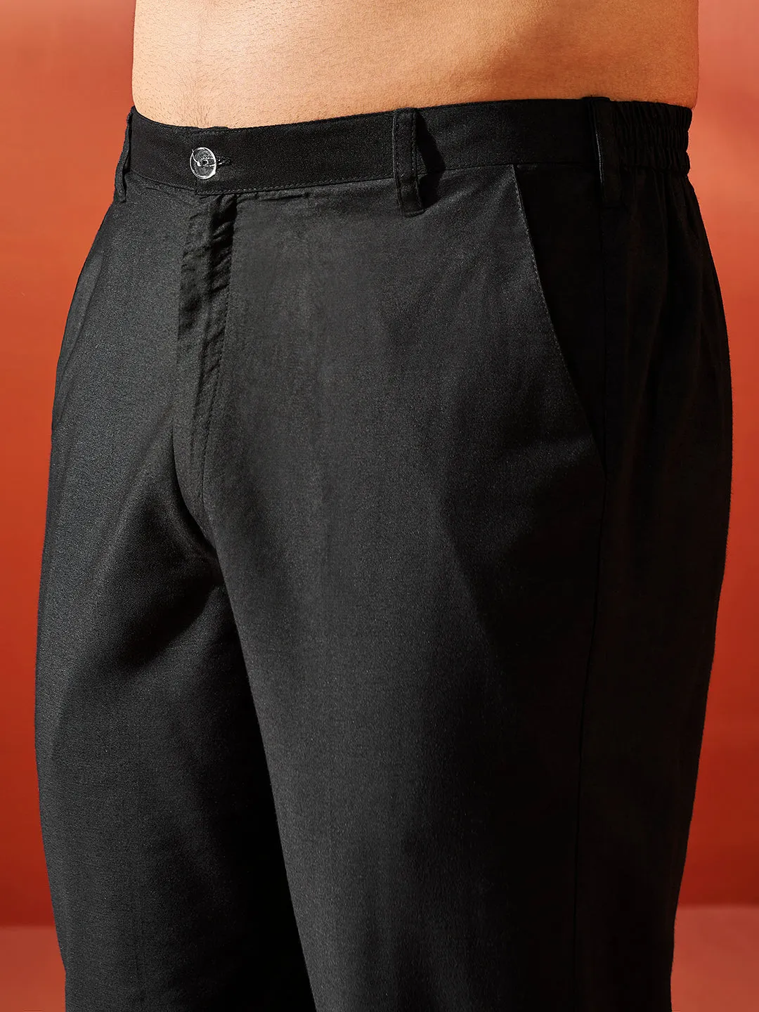 Jashvi Men's Black Silk Blend Kurta And Pyjama Set.