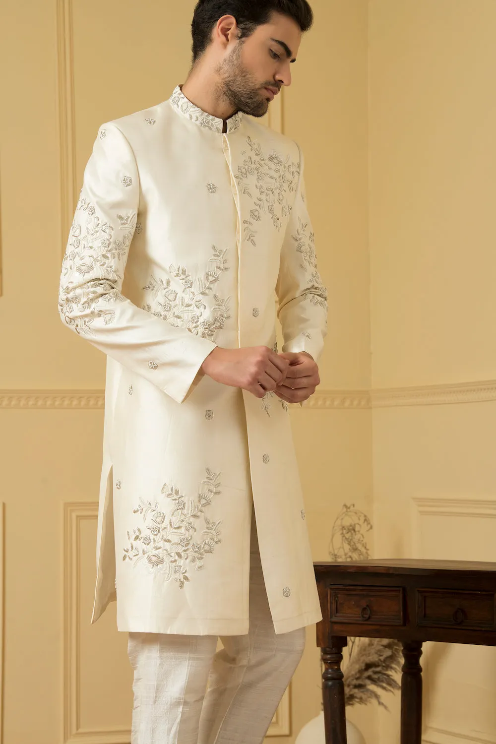 Men's Cream Embroidered And Zardozi Work Sherwani - Hilo Design