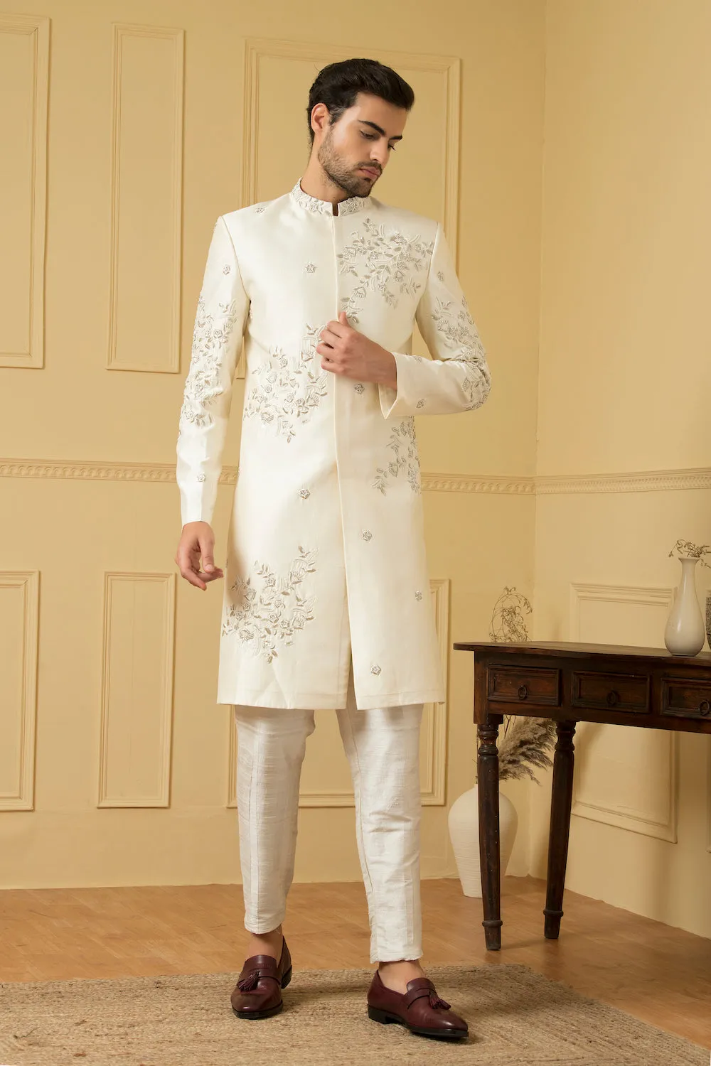 Men's Cream Embroidered And Zardozi Work Sherwani - Hilo Design