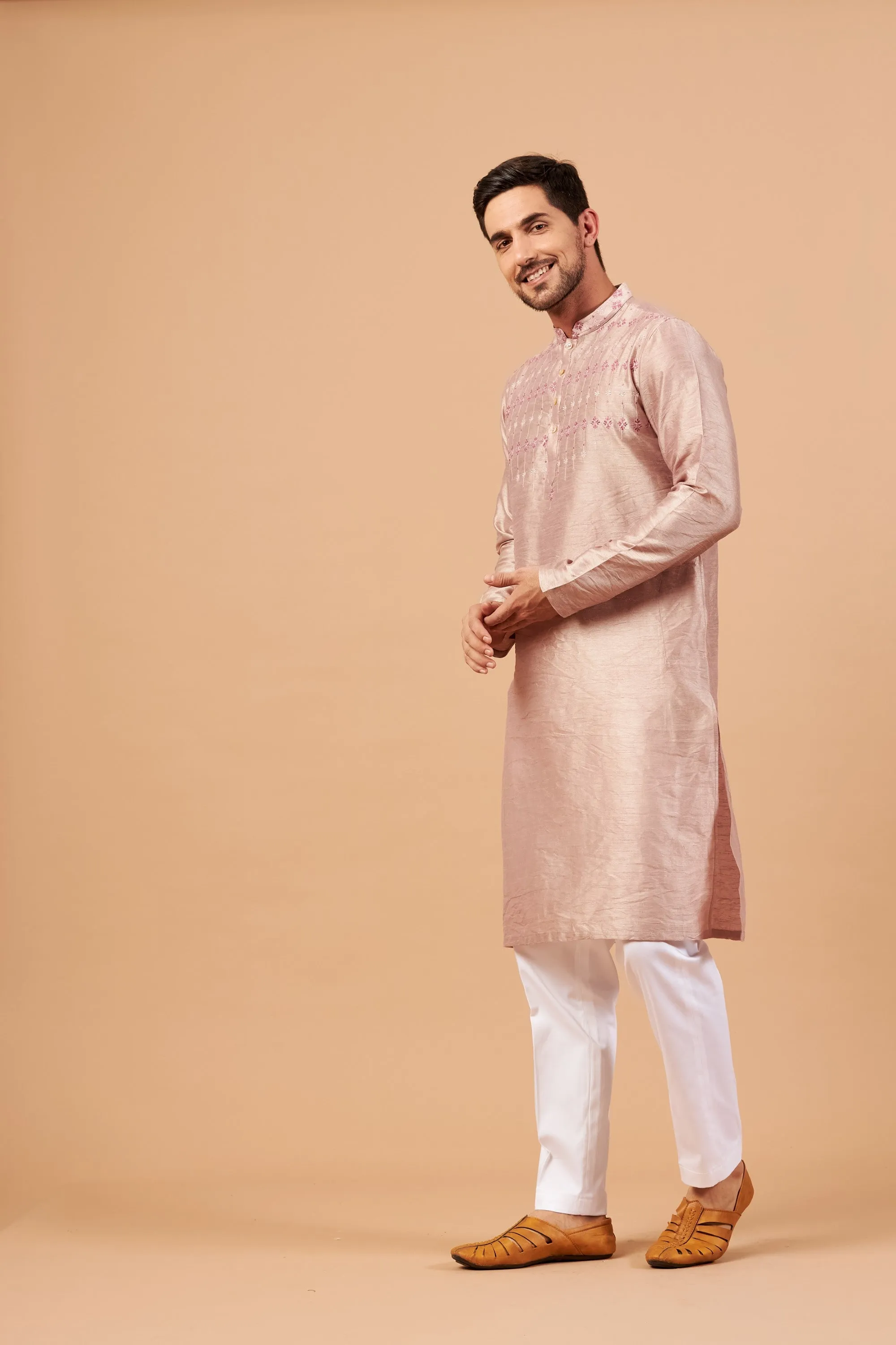 Men's Florne Floral Goemetric Embroidered Kurta With Crop Pants - Hilo Design