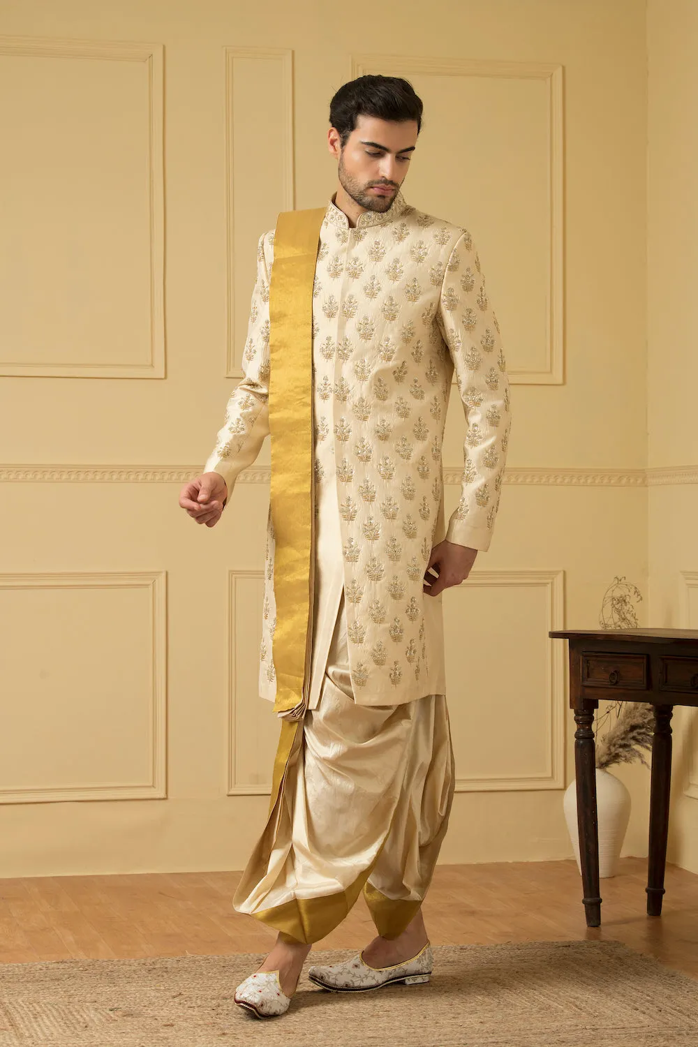 Men's Gold Boota Sherwani Zardosi - Hilo Design