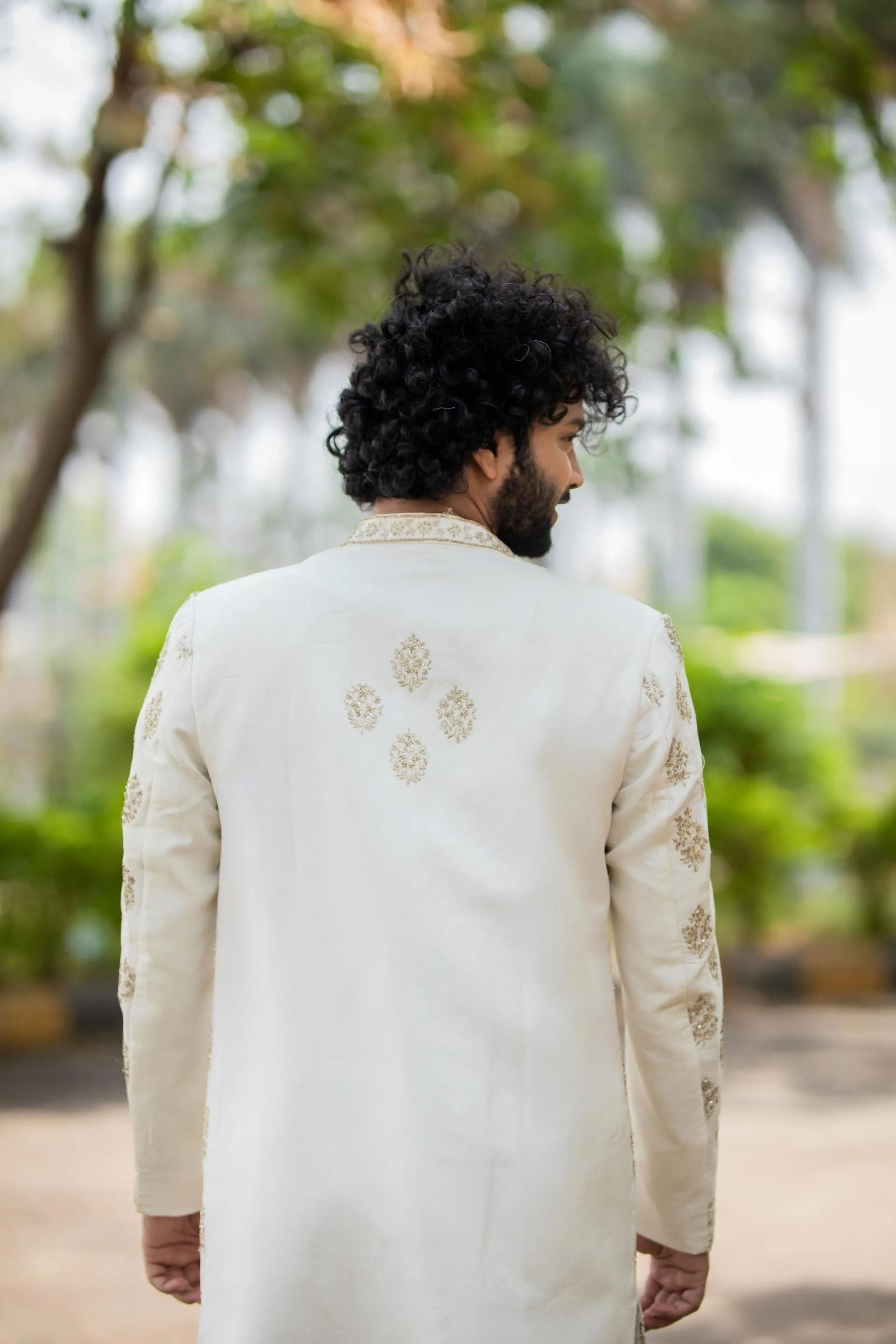 Men's Lysian Sliver Sherwani / Iysian Zardozi Sherwani / Iysian Emboridered Sherwani Set - Hilo Design