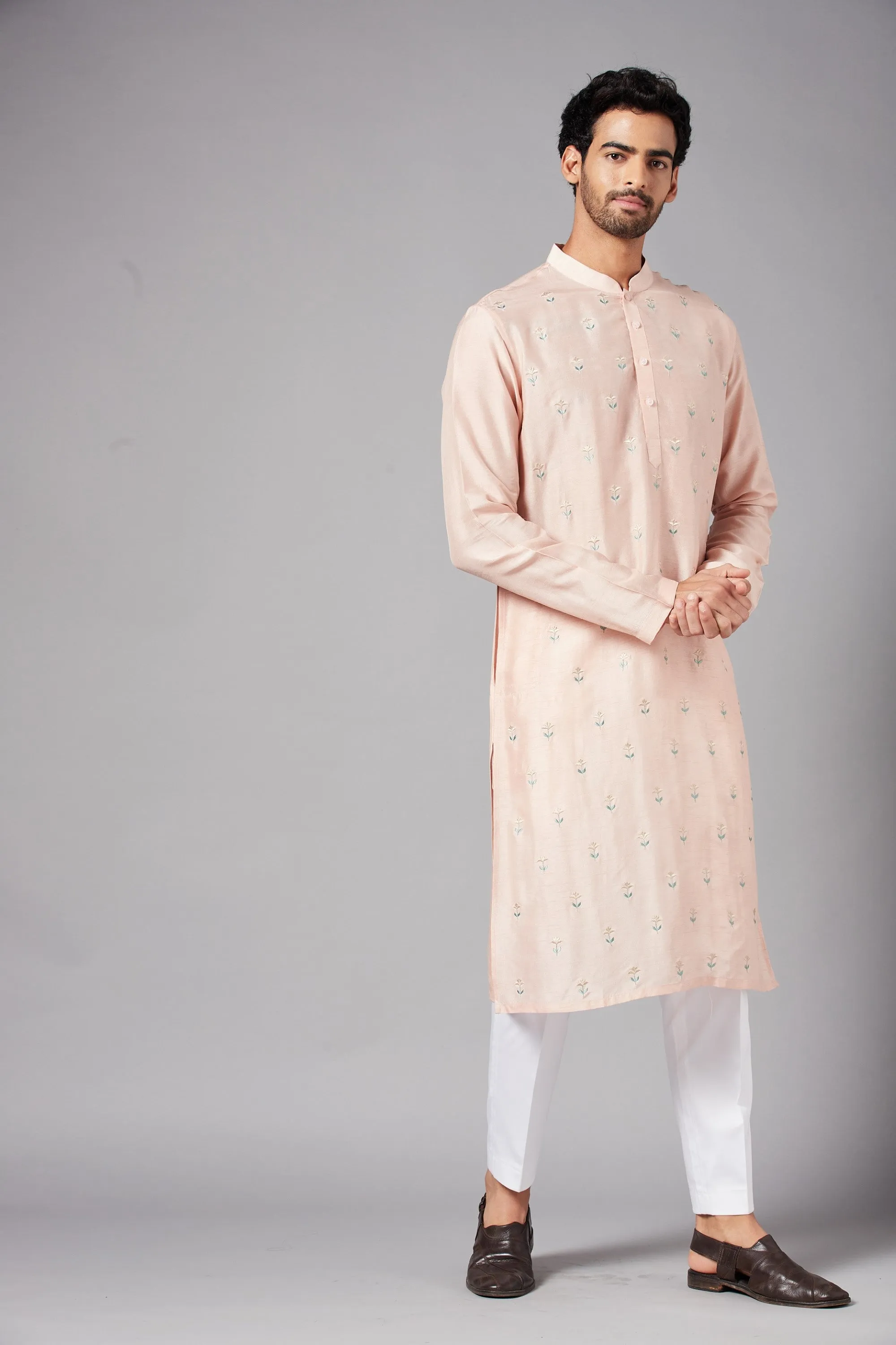 Men's Moori Small Flower Motifs All Over Peach Embroidered Kurta With Crop Pants - Hilo Design