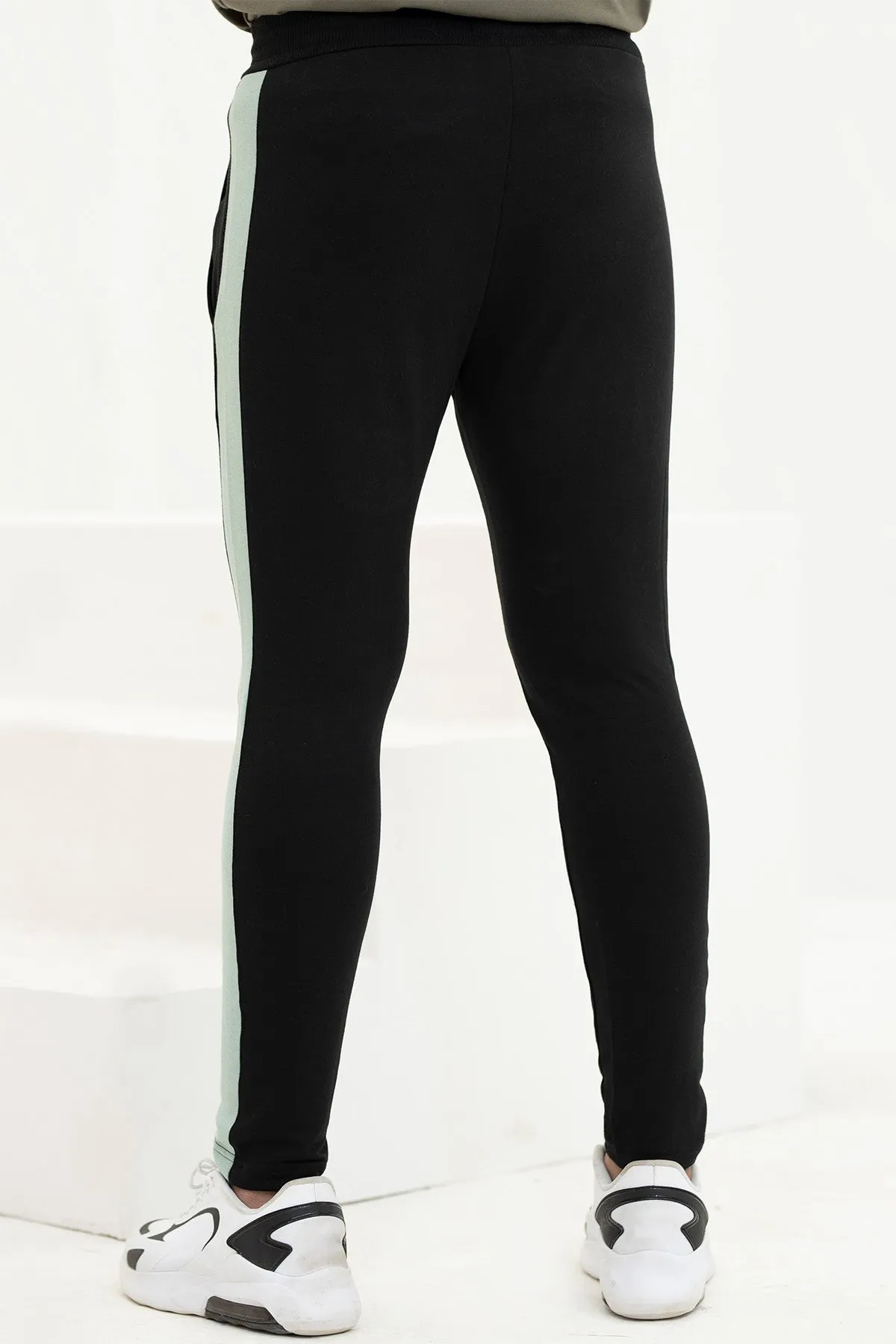 Tea Green Panel Black Trouser - W21 - MTR021R
