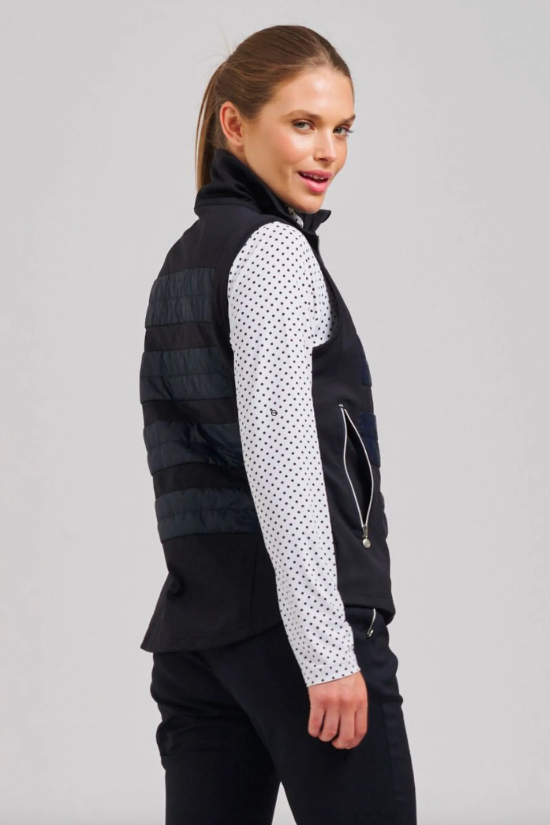 The Bougle Sleeveless Vest | Navy