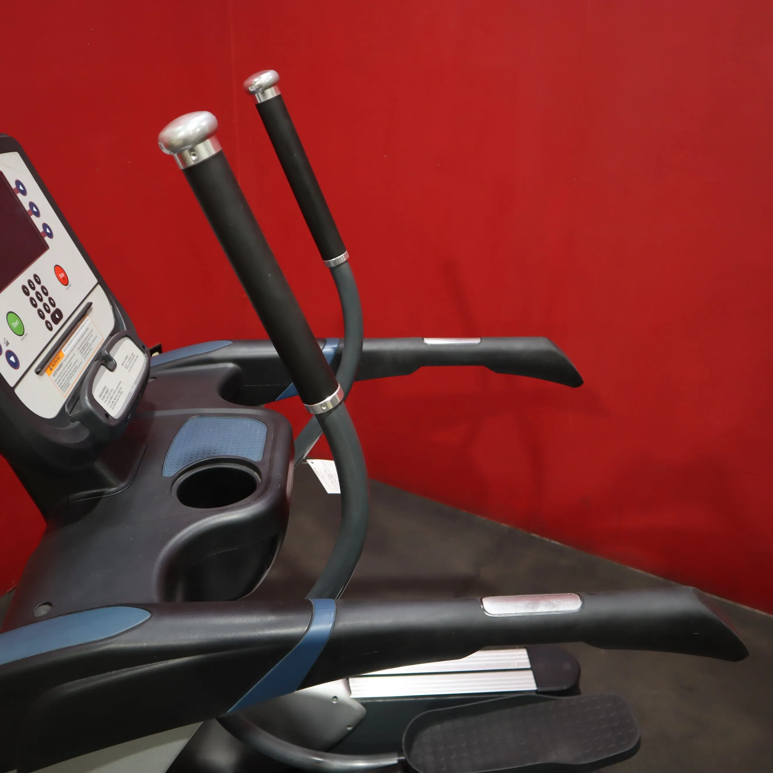 True Fitness XCS900 Elliptical Trainer (Refurbished)
